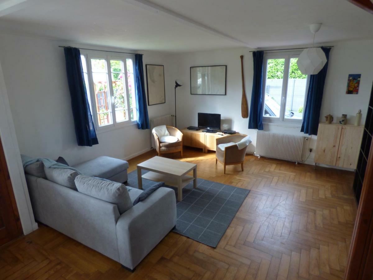 Gite Le Petit Chalet Avec Parking Gratuit エトルタ エクステリア 写真